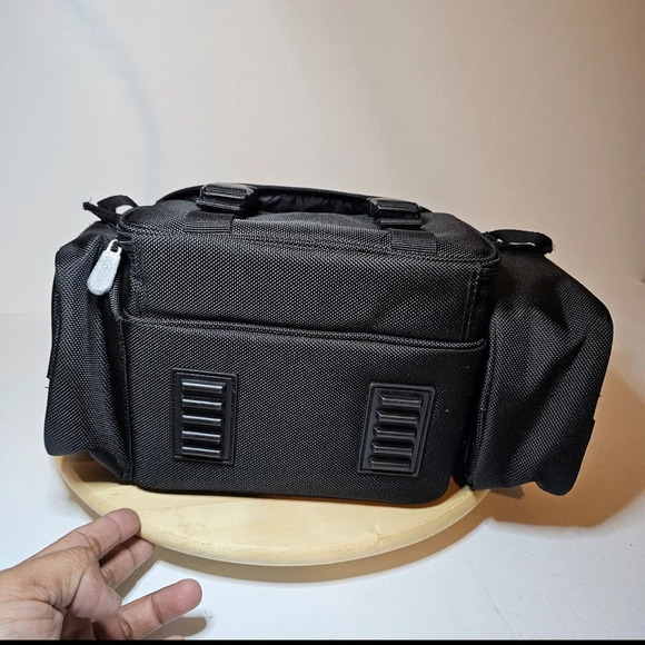 VINTAGE Kodak Black Padded Camera Bag With Multiple Pockets And Compartments - Picture 5 of 9